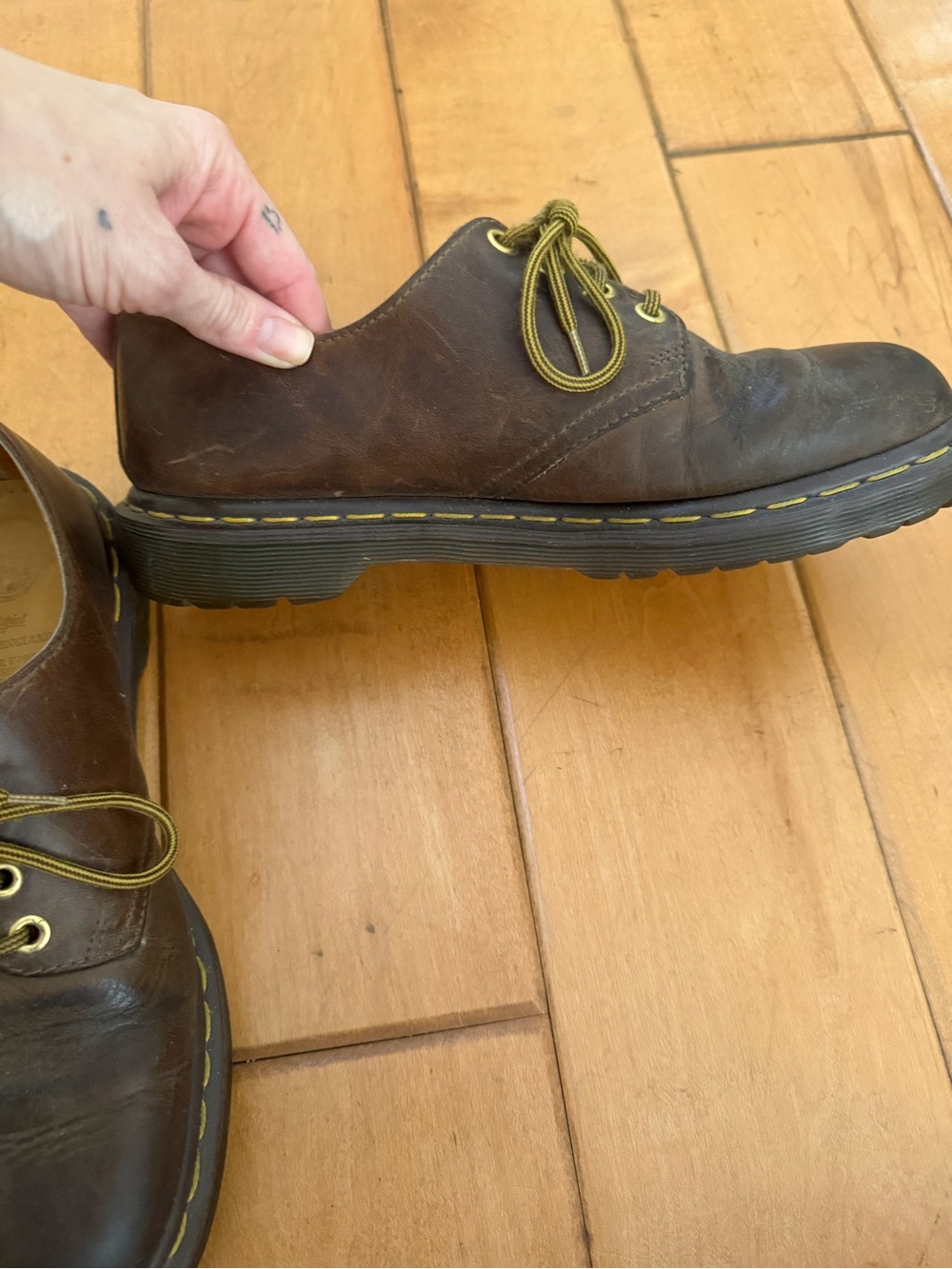 Dr. Martens Vintage Brown Leather Casual Oxford - Men's Made in England - Picture 6 of 10